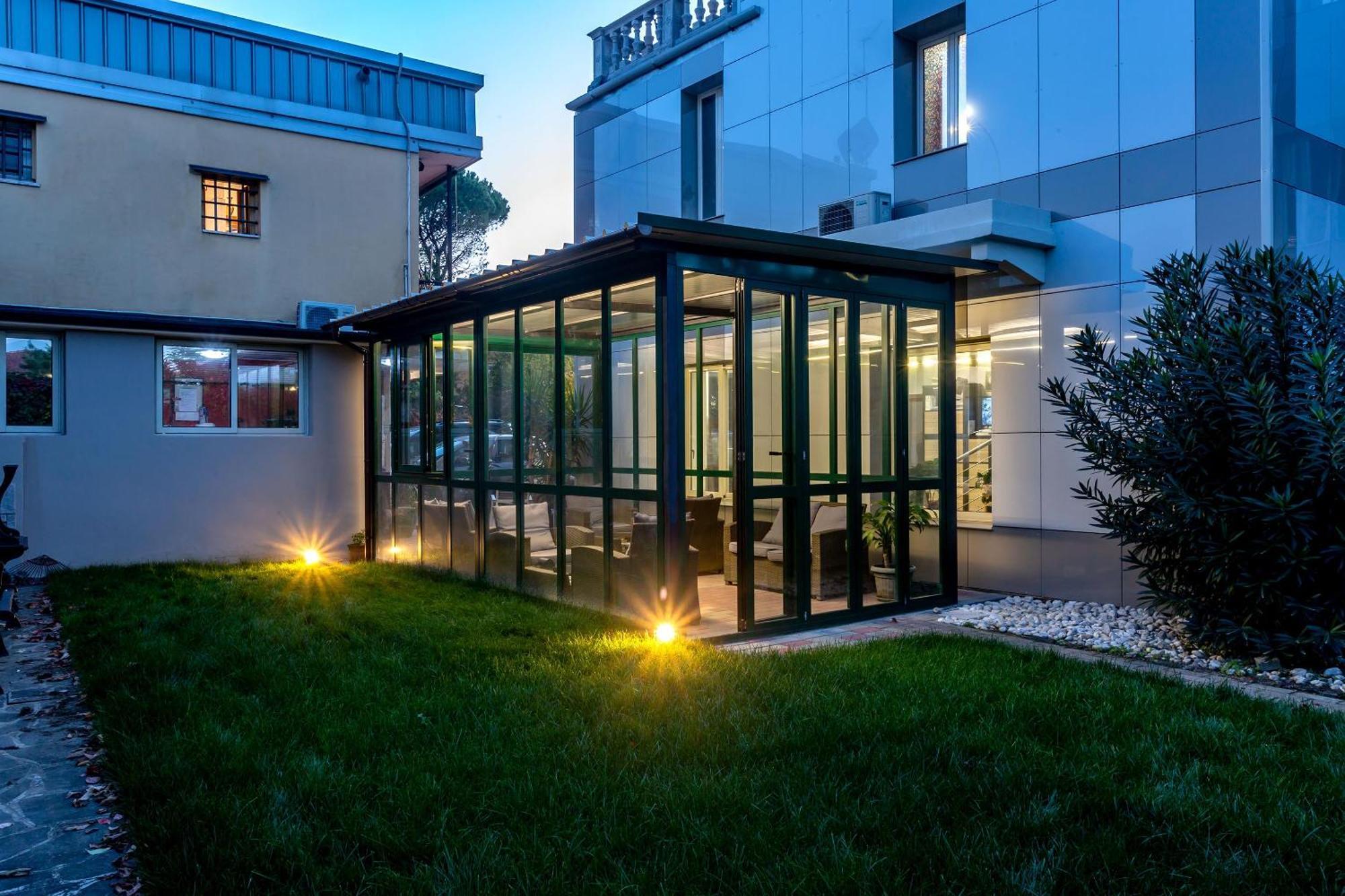Hotel La Quercia Mozzo Exteriér fotografie