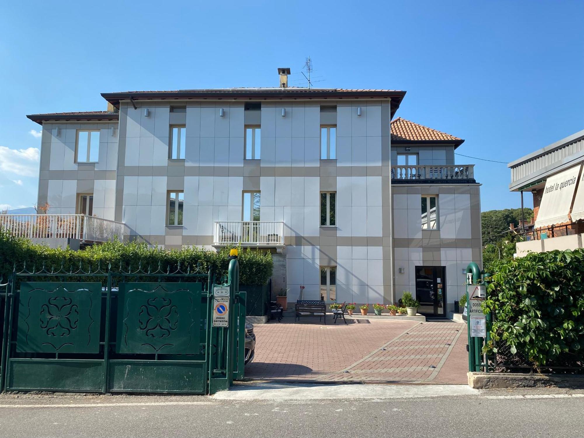Hotel La Quercia Mozzo Exteriér fotografie